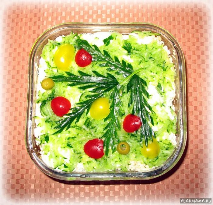 Новогодний салат 2013 часики рецепт с фото.