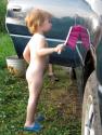 Да-да, и машину я помыть могу!