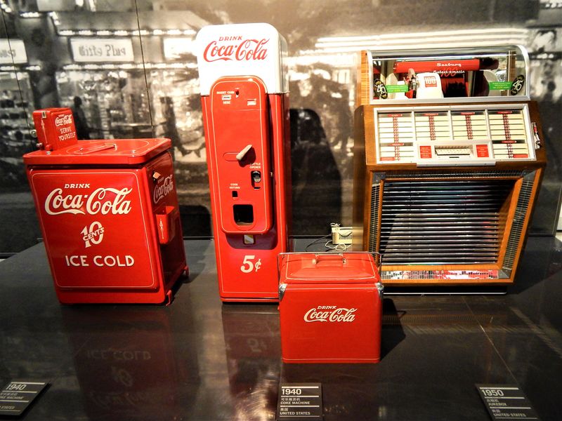 Эволюция автоматов по продаже Кока Колы
